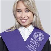 Mi nombre es Valeria y soy logopeda. Ofrezco sesiones de logopedia tanto a domicilio como online